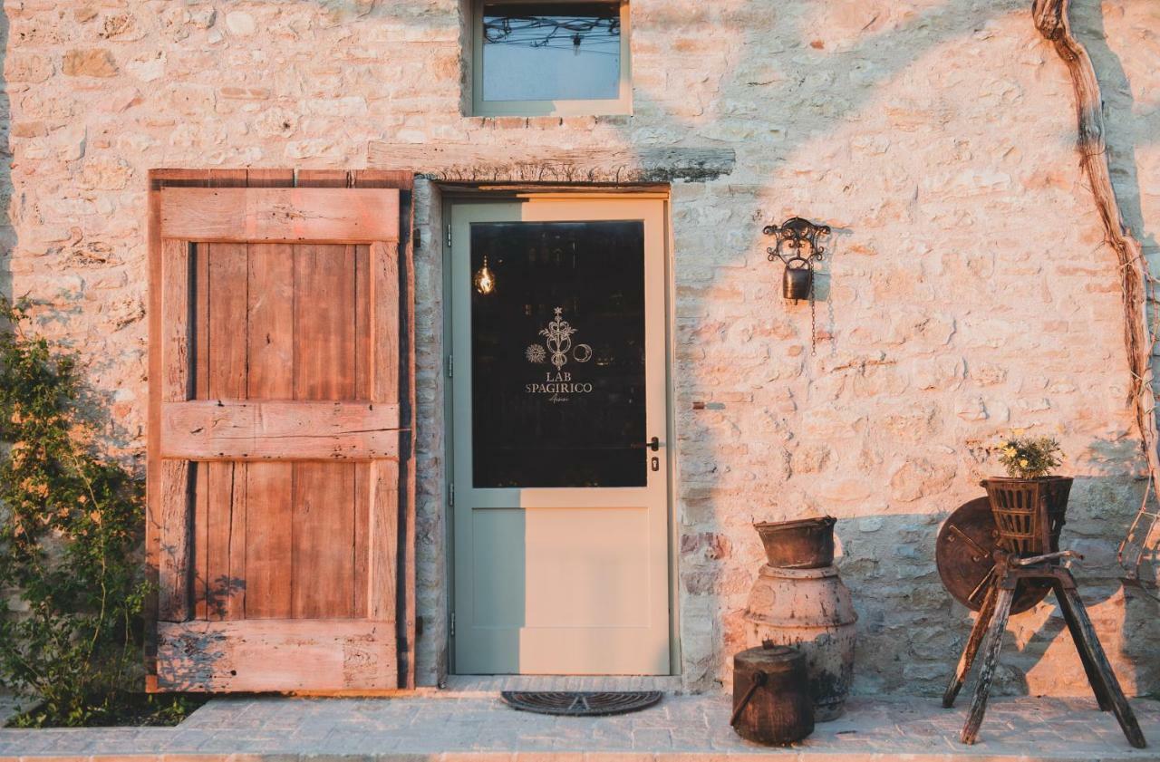 Borgo Antichi Orti Assisi Hotel Bagian luar foto